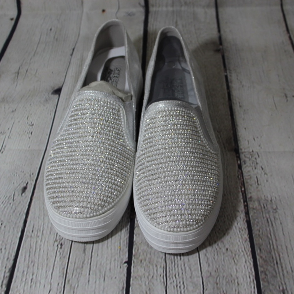 Sketchers Silver and Pearl Flatform Sneakers